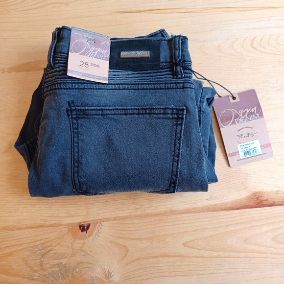 NEWITH TAGS!  Oxygen  Grey Jeans Size 26 - Skinny and highly detailed ( 4340) - Picture 1 of 9